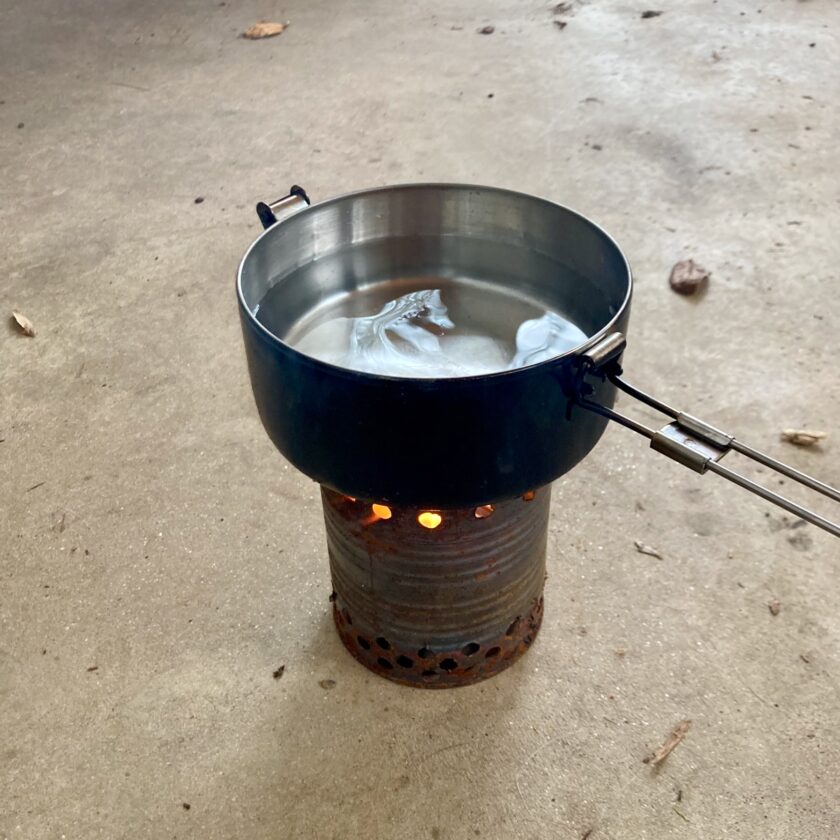 How to Make a Tuna Can Camp Travel Stove